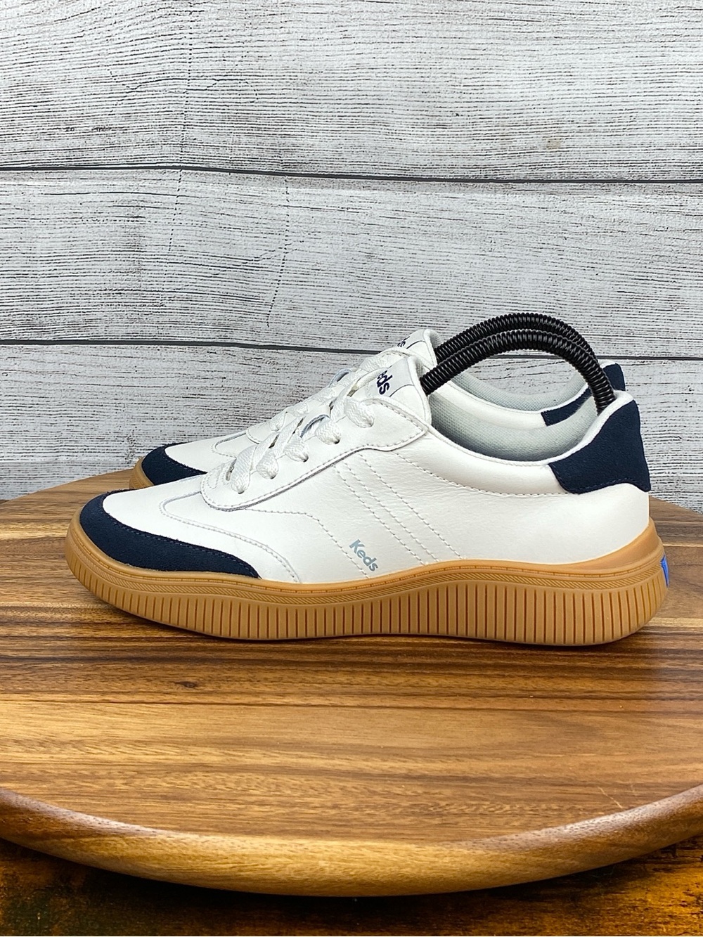 Keds Contest Leather Suede Lace Up White Navy Gum Shoes Women’s Sneaker Size 7.5